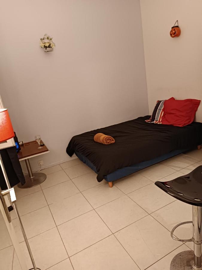 Un Nid D Amour Au Coeur De Cannes Apartment Exterior foto